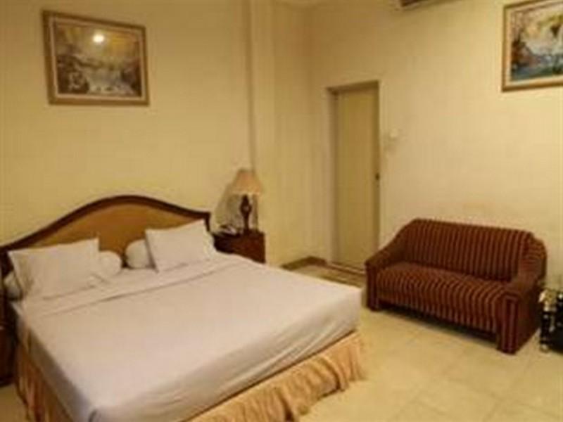 Hotel Harapan Makassar Exterior foto