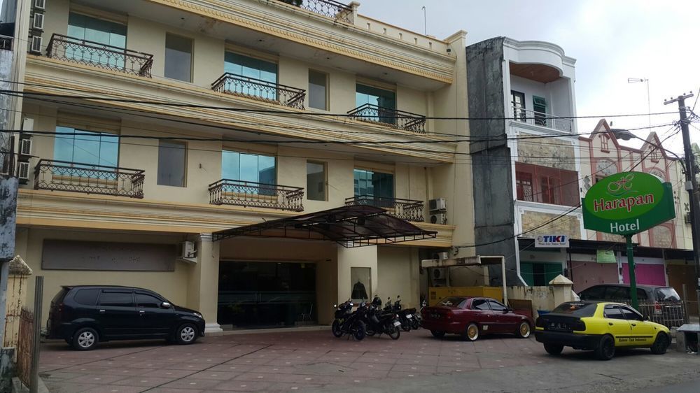 Hotel Harapan Makassar Exterior foto